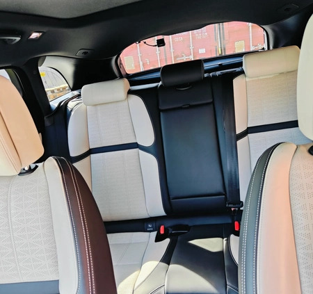 Land Rover Range Rover Velar cena 299999 przebieg: 58000, rok produkcji 2019 z Limanowa małe 29